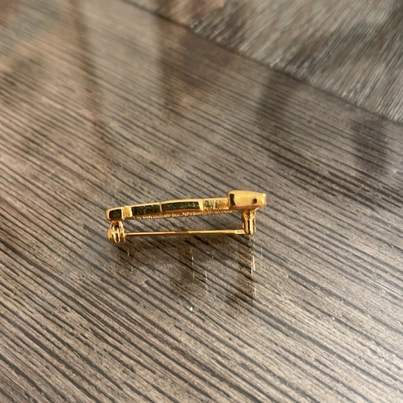 Anne Klein Gold-tone Rhinestone “F” Inital Pin - Picture 6 of 15